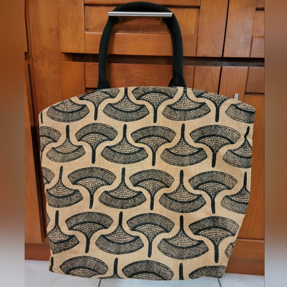 Manaola Pe'ahi Jute Tote